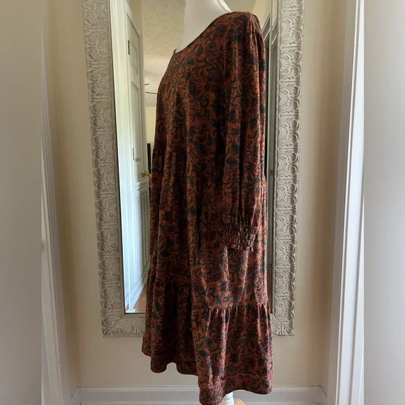 Chic Autumnal Long Sleeve Dress - Picture 5 of 8